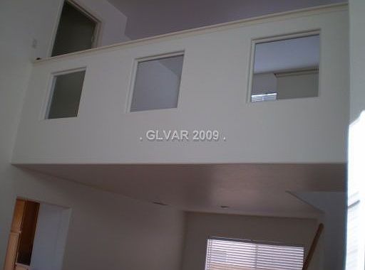 3rd image of 614 Palmwood Ln
