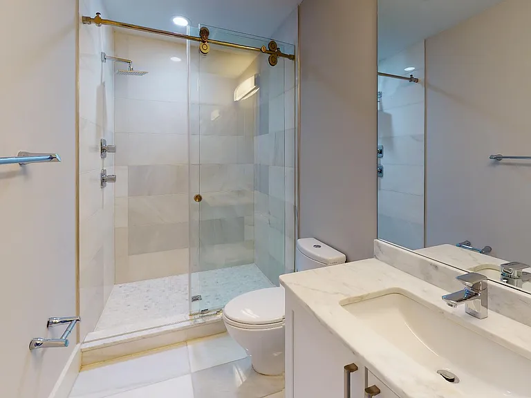 1157 Oates St NE #1 — Photo 2
