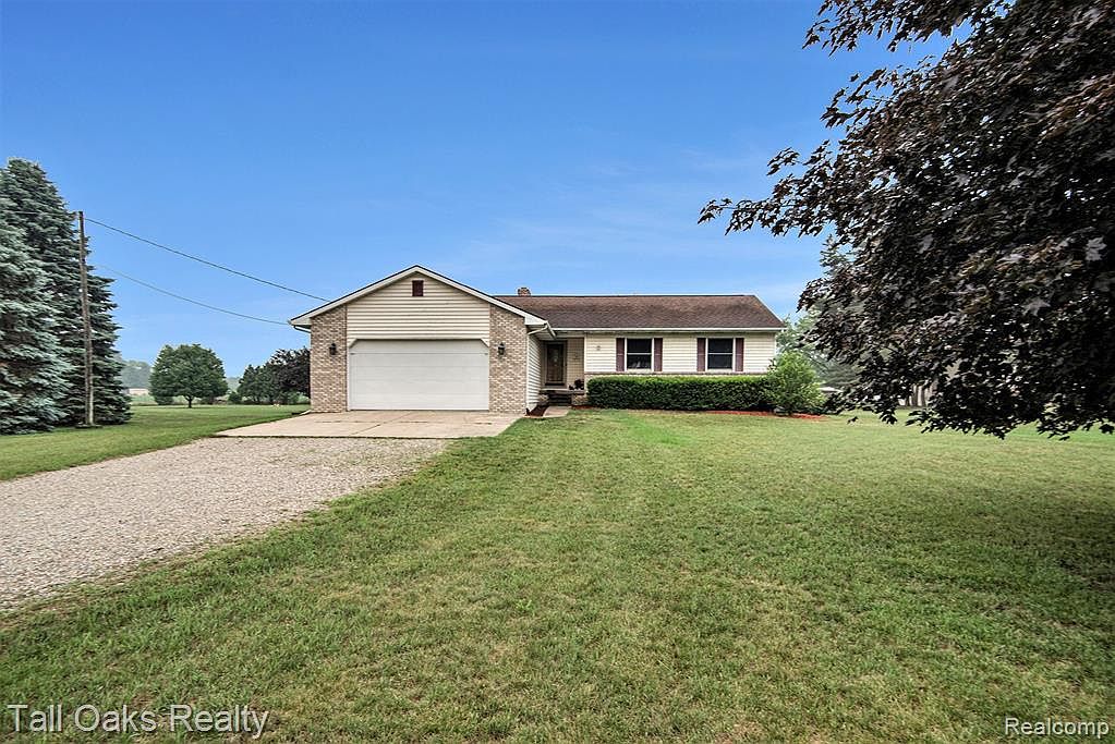 3733 Woodland Dr, Metamora, MI 48455 Zillow