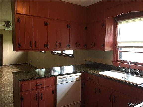 5th image of 1703 Englewood Dr