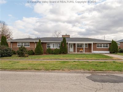 2915 Virginia Ave, Hurricane, WV, 25526