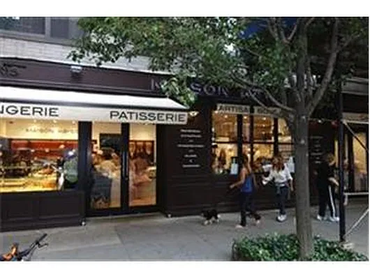 Sold by Douglas Elliman | media 22