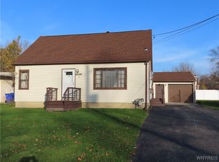 33 Creekward Dr, Buffalo, NY 14224
