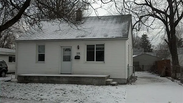 421 W Madge Ave photo 1