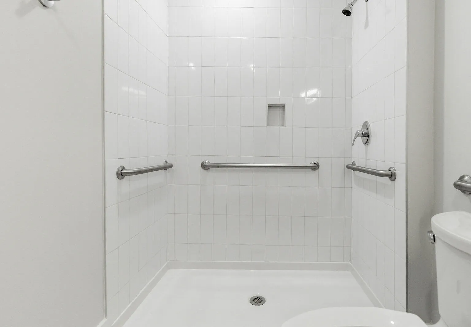 1 bed, 1.0 bath, 549 sqft, $1,400 — Photo 3