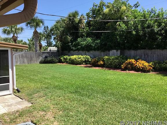 3rd image of 4613 Doris Dr