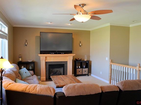 4th image of 213 Woodhaven Cir