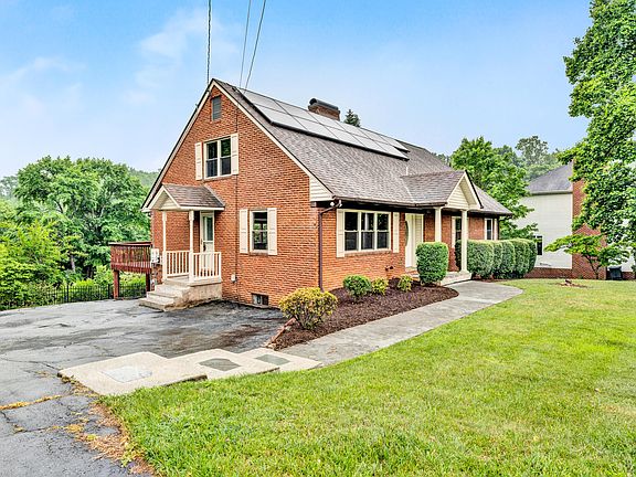 3rd image of 2924 Westclub Dr