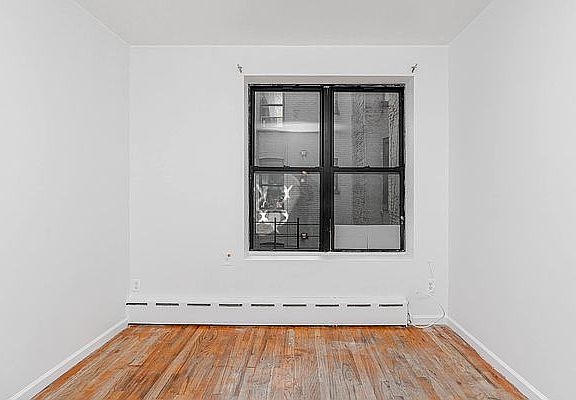 4th image of 505 Lafayette Ave #1D