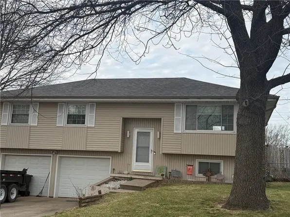 503 W Elk St, Savannah, MO 64485