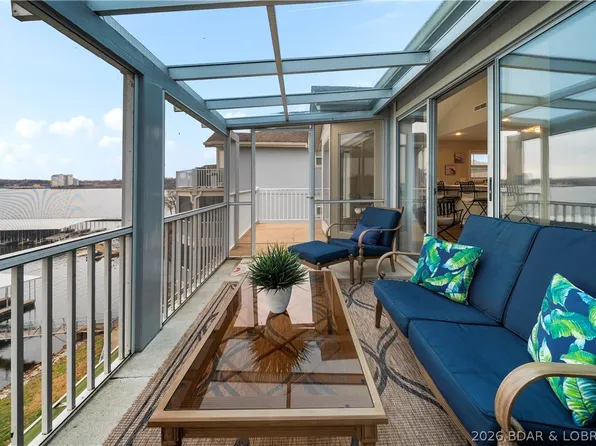 432 Regatta Bay Cir #4C, Lake Ozark, MO 65049