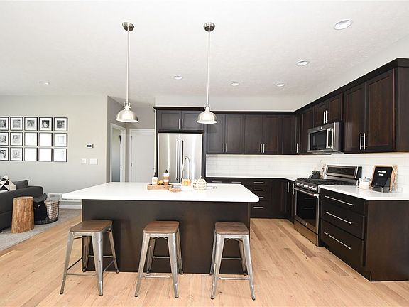 4th image of 6007 U Ave
