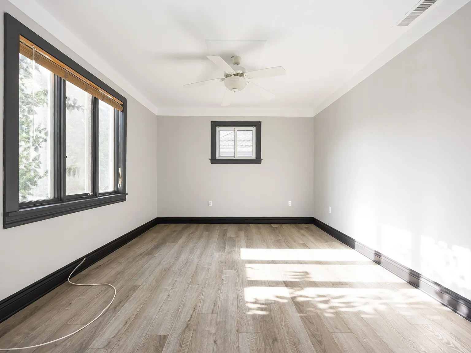 315 Collingwood, Sarnia — Photo 2