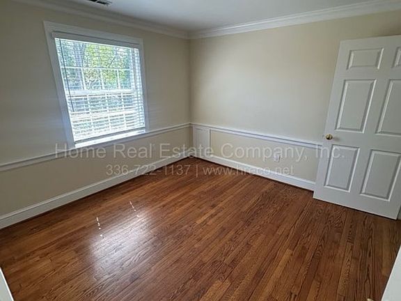 5th image of 2680 Grosvenor Pl #4