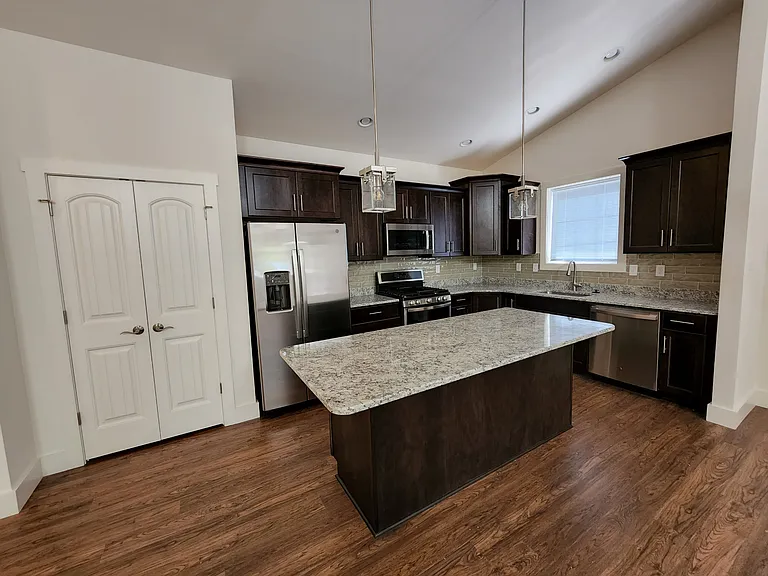 5435 Mendenhall Dr — Photo 18