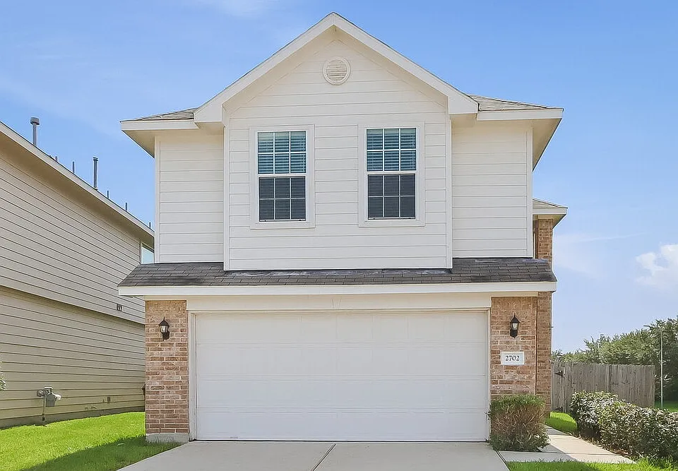 2702 Shearwater Bend Dr