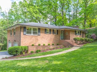 323 Arrow Dr, Signal Mountain, TN 37377
