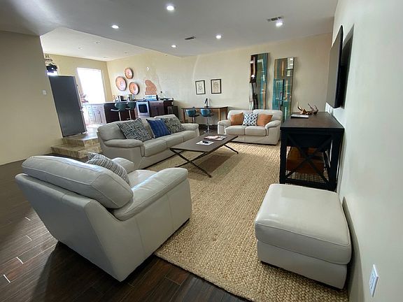 2nd image of 150 Locust St #6