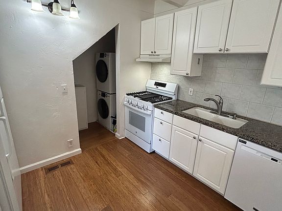 Better view of laundry and kitchen storage