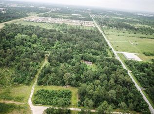 2406 S Cherry St, Tomball, TX 77375