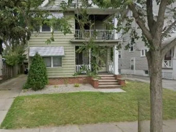 1633 Westwood Ave, Lakewood, OH 44107