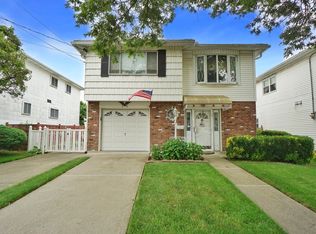 33 Drysdale St, Staten Island, NY 10314