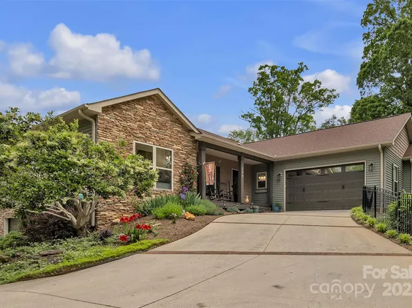 298 Poplar Grove Ct, Taylorsville, NC 28681