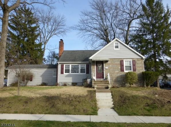 56 Saint Charles Ave