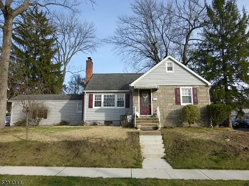 56 Saint Charles Ave Photo 1