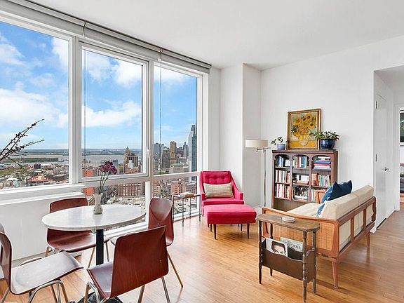 3rd image of 66 Rockwell Pl APT 36D