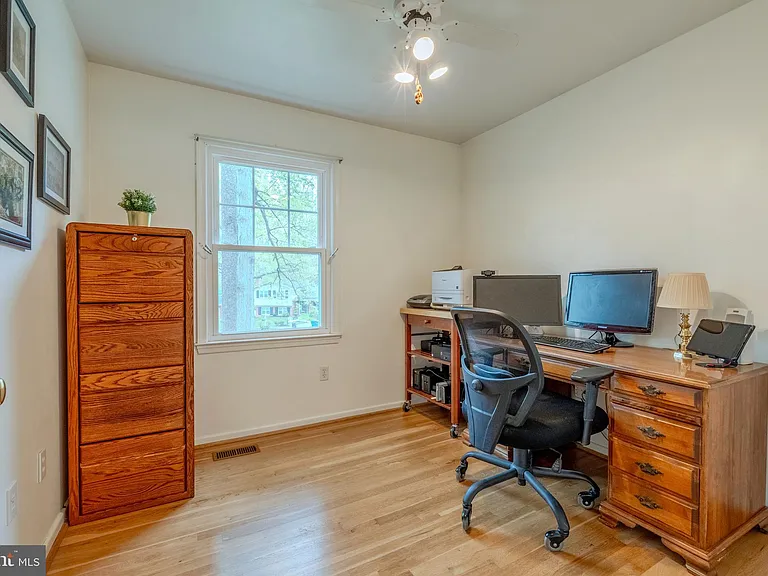 8717 Higdon Dr — Photo 21