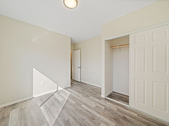 4th image of 326 1/2 W 51st St #326-1/2