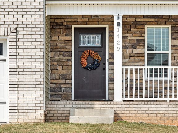 4th image of 1429 Wild Fern Ln