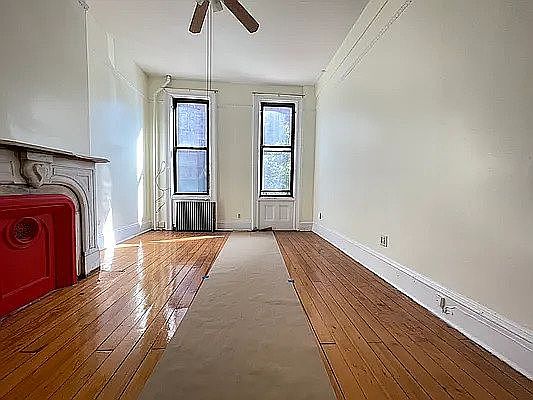 1st image of 129 Montrose Ave APT 2R