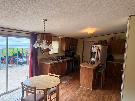 3rd image of 11377 Husband Rd
