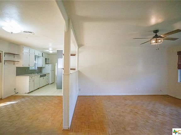 3rd image of 311 Currie Ave