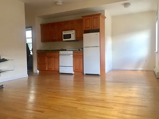 Rented by Citi Zone Realty | media 5