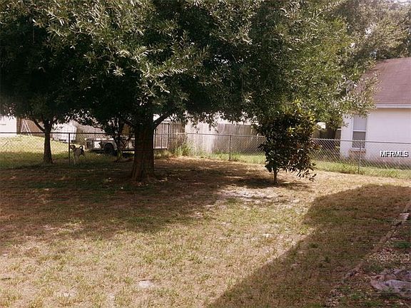 2nd image of 417 Saint Anns Dr