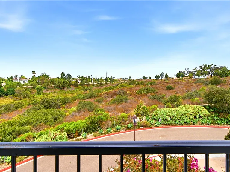 1838 Arroyo Willow Ln — Photo 21
