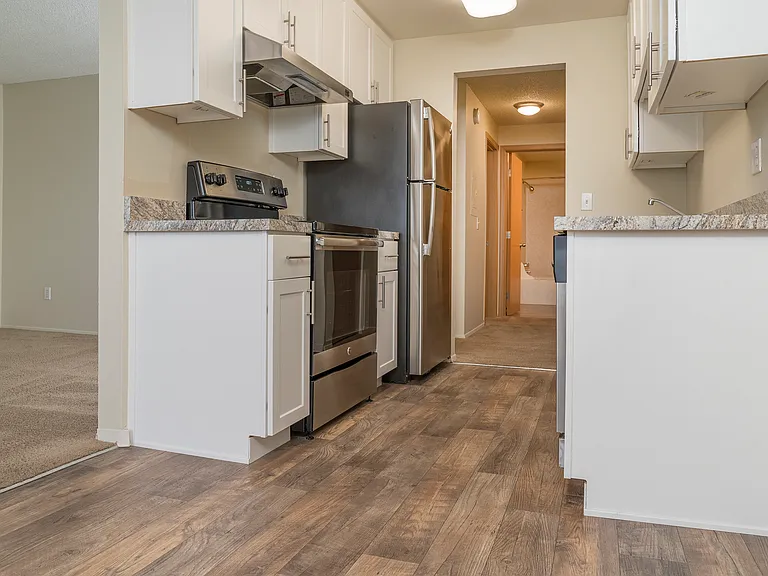 Westmall Terrace Apartments — Photo 11