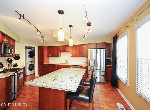 4th image of 605 Dorset Ct #14