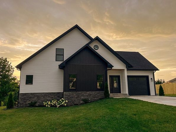 38 Red Laurel Ct