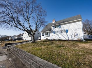 9310 Andover Rd, Philadelphia, PA 19114