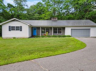 7 Grassy Brook Rd, Brookline, VT 05345