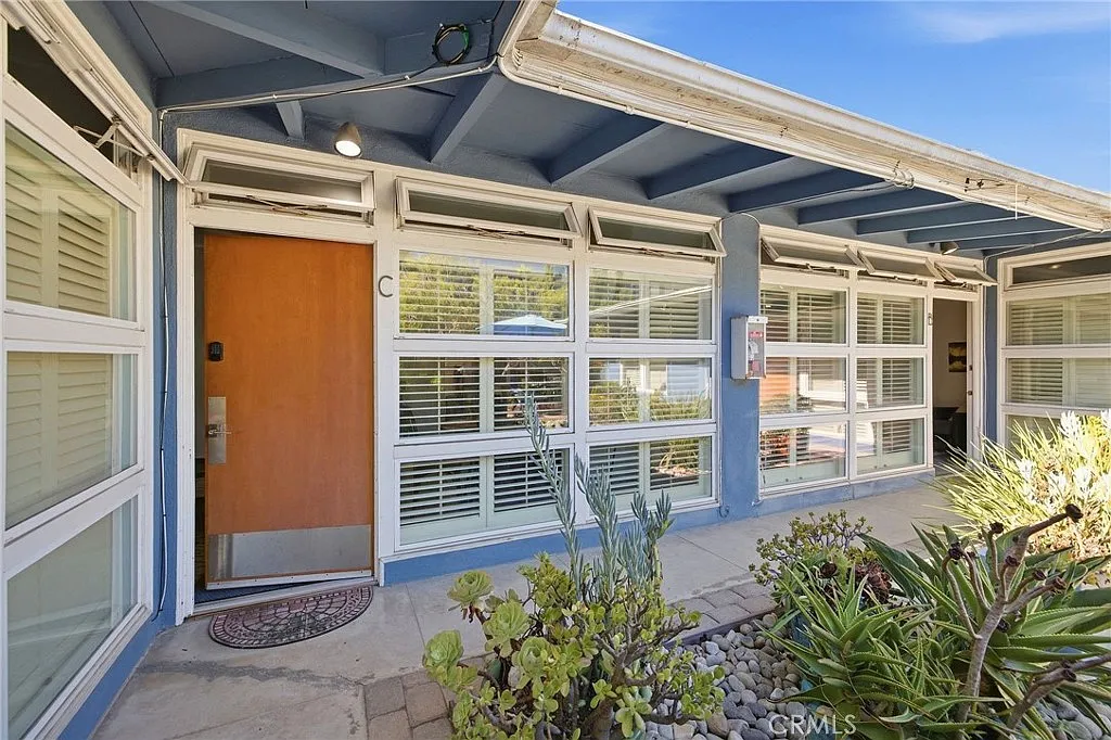 2 bed, 767 sqft, $5,000 — Photo 2