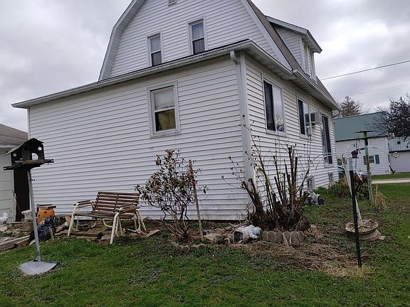 4th image of 500 Highland St