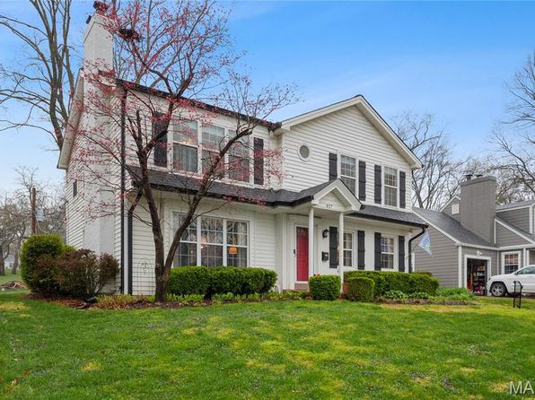 827 Yosemite Dr, Saint Louis, MO 63122