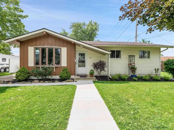 104 Morrell St, Yale, MI 48097