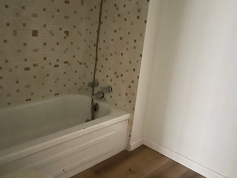 2326 N Clark St #3 — Photo 7