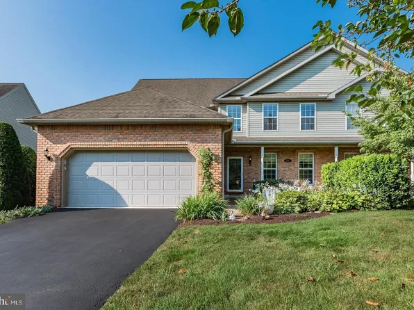 526 Bridgeview Dr, Lemoyne, PA 17043